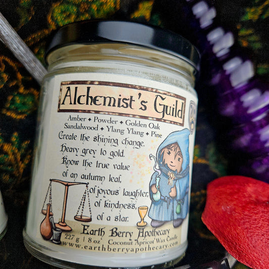 The Alchemist’s Guild | Coconut Apricot Wax Candle | Amber & Golden Oak