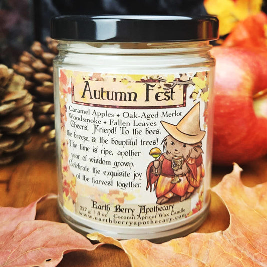 Apple and woodsmoke candle for autumn fantasy lovers