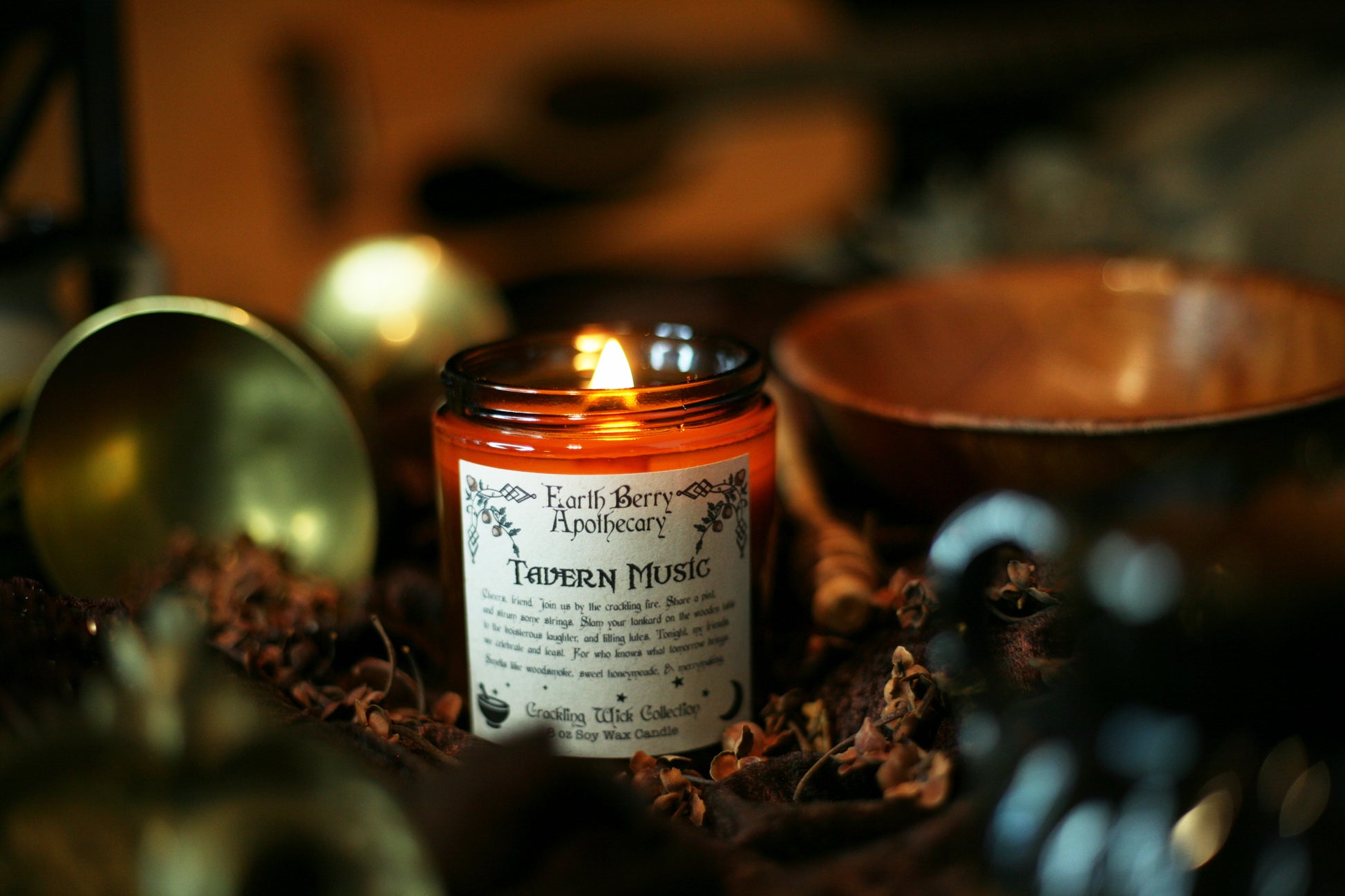 Tavern Music Crackling Wood Wick Soy Candle by Earth Berry Apothecary